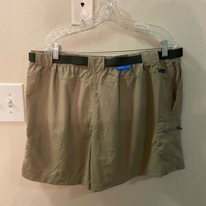 Columbia Sandy River Cargo Shorts for Ladies